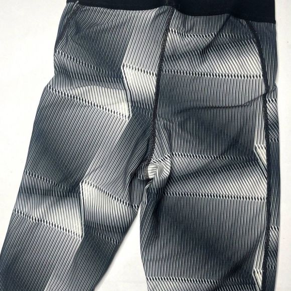 Nike Pro Dry-Fit Patterned Women's Compression Tight Athletic Leggings - Picture 3 of 6
